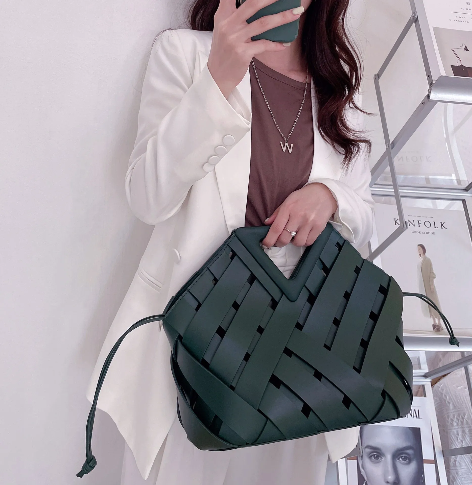 #自家小妹 Upper body effect makes the look even more outstanding when taking travel photos!